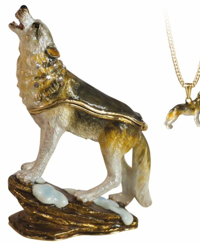 Secrets - Wolf howling - 1087STWHO